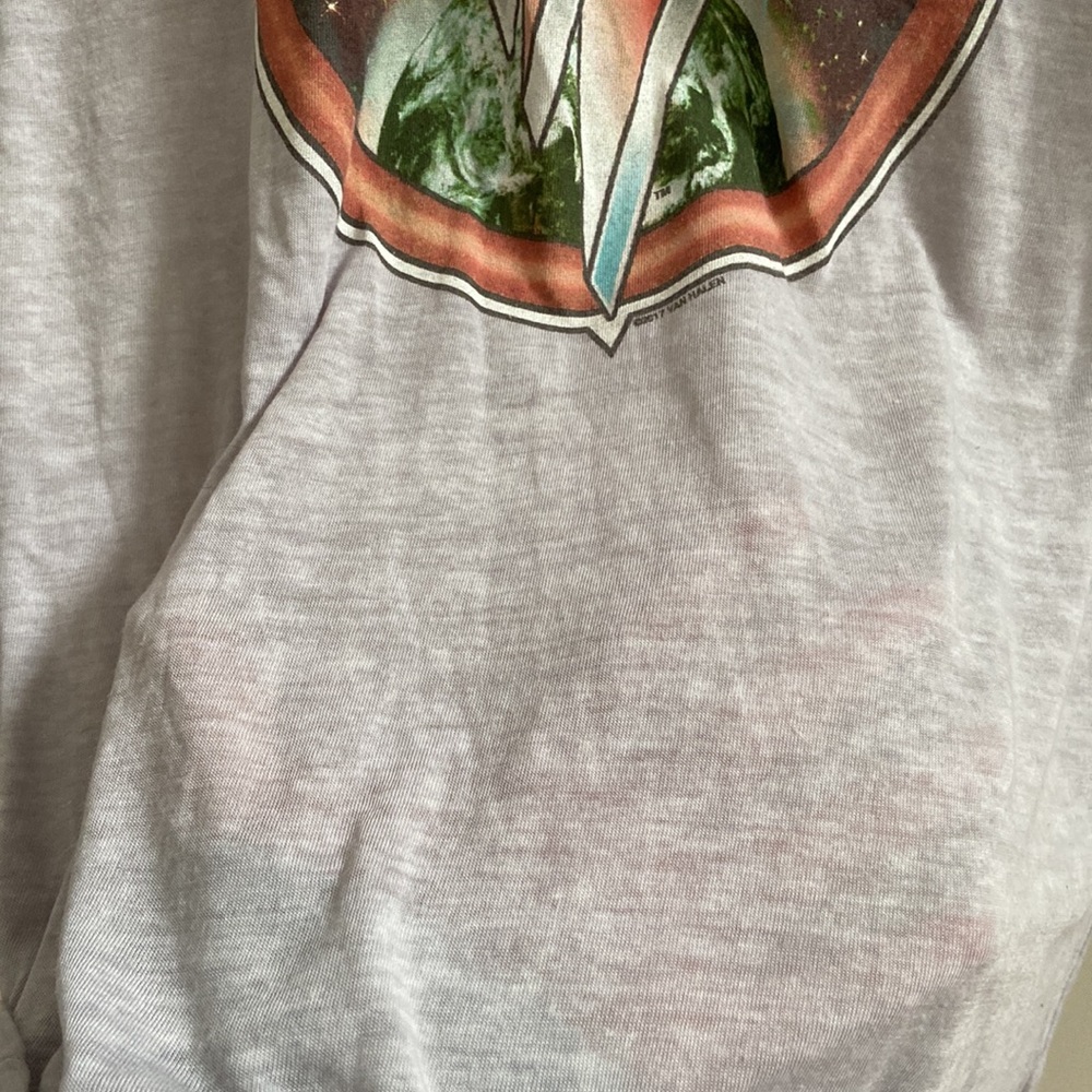 Van Halen tee 🎶 🎸 - Picture 4 of 7